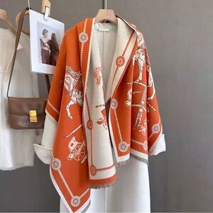 🆕 Elegant Cashmere with Horse Print Design